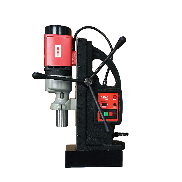 磁座鉆在戶外作業(yè)中面臨哪些難題？